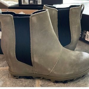 Sorel Joan of Arctic Wedge II Chelsea Sage 6 NWT